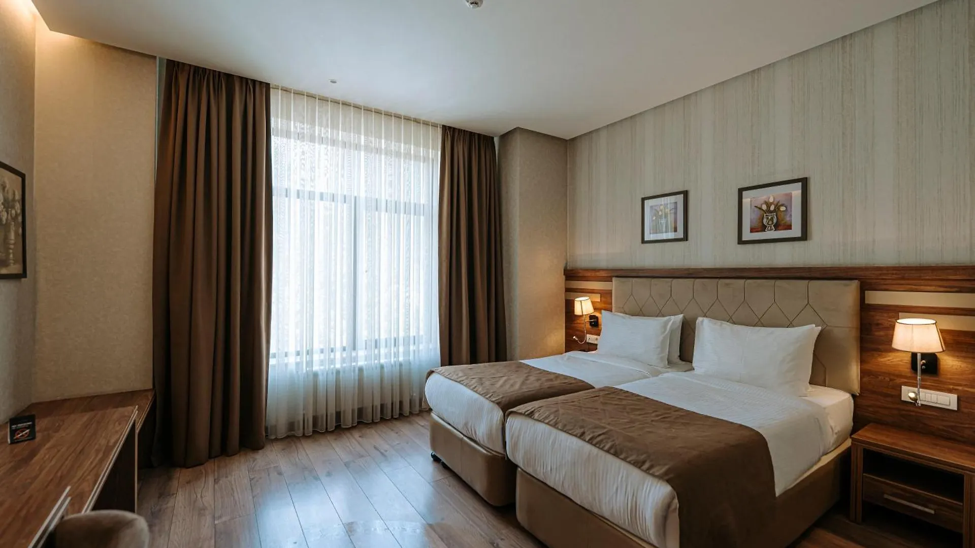 City Park Inn Baky Hotel